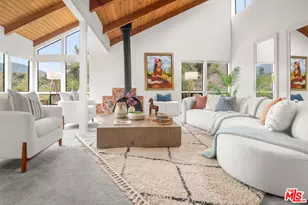 1639 Oak Dr, Topanga, CA 90290 - Photo 13