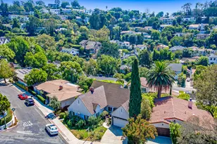 3141 E La Suvida Dr, Los Angeles, CA 90068 - Photo 31