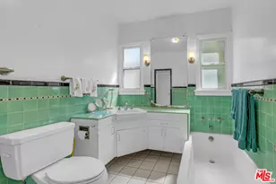 3141 E La Suvida Dr, Los Angeles, CA 90068 - Photo 13