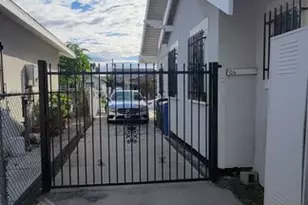 1493 W 47th St, Los Angeles, CA 90062 - Photo 29