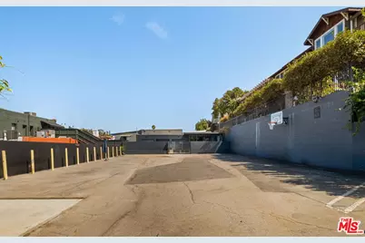 3924 W Sunset Blvd, Los Angeles, CA 90029 - Photo 71
