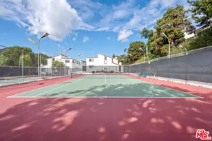 17085 Palisades Cir, Pacific Palisades, CA 90272 - Photo 45