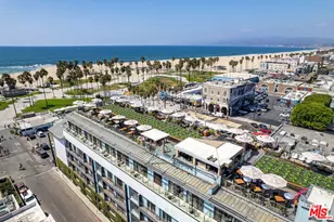 1912 Pacific Ave, Venice, CA 90291 - Photo 15