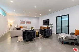 489 S Willaman Dr, Los Angeles, CA 90048 - Photo 49