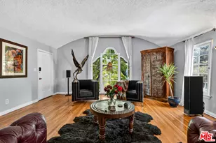 420 N Orange Dr, Los Angeles, CA 90036 - Photo 23
