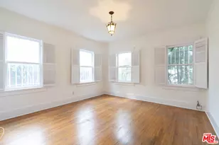 253 N Irving Blvd, Los Angeles, CA 90004 - Photo 21