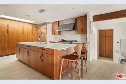 279 Mabery Rd, Santa Monica, CA 90402 - Photo 11