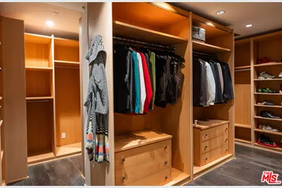 1545 Sunset Plaza Dr, Los Angeles, CA 90069 - Photo 23