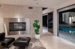 1545 Sunset Plaza Dr, Los Angeles, CA 90069 - Photo 17