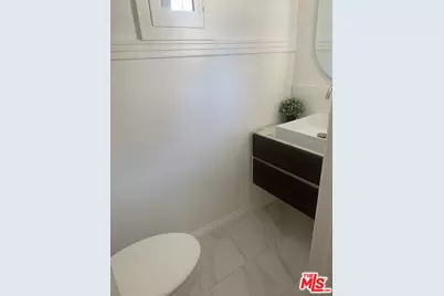 1937 W 80th St, Los Angeles, CA 90047 - Photo 15