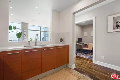 900 W Olympic Blvd #32G, Los Angeles, CA 90015 - Photo 17