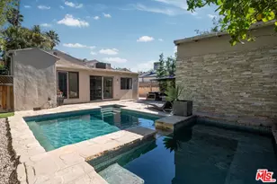 107 S Gardner St, Los Angeles, CA 90036 - Photo 21