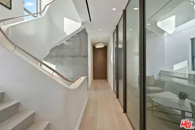 938 Palisades Beach Rd, Santa Monica, CA 90403 - Photo 55