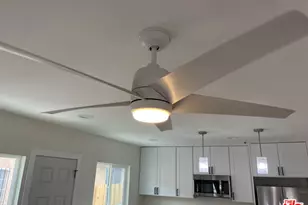 624 W 102nd St, Los Angeles, CA 90044 - Photo 31