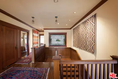 111 S Van Ness Ave, Los Angeles, CA 90004 - Photo 17