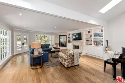 11191 Valley Spring Pl, Studio City, CA 91602 - Photo 11