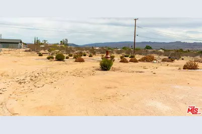 4601 Avenida La Espana Daga, Joshua Tree, CA 92252 - Photo 29