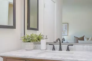 1655 Greenfield Ave, Los Angeles, CA 90025 - Photo 27