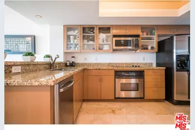 13700 Marina Pointe Dr #1219, Marina del Rey, CA 90292 - Photo 3