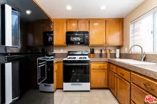 18738 Vista Del Canon, Newhall, CA 91321 - Photo 3