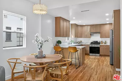4215 S Norton Ave, Los Angeles, CA 90008 - Photo 17