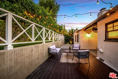 2446 Cheremoya Ave, Los Angeles, CA 90068 - Photo 41