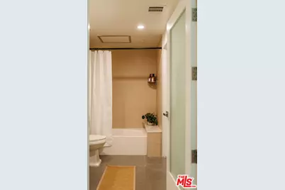939 S Broadway #404, Los Angeles, CA 90015 - Photo 11