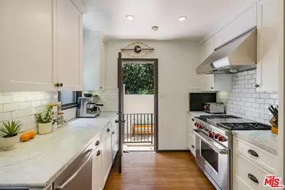 1417 Queens Rd, Los Angeles, CA 90069 - Photo 5