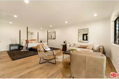 11587 Sunshine Ter, Studio City, CA 91604 - Photo 13