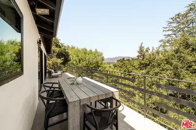 11587 Sunshine Ter, Studio City, CA 91604 - Photo 15