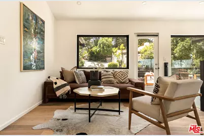 11587 Sunshine Ter, Studio City, CA 91604 - Photo 7