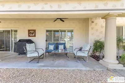 230 W Vista Royale Cir, Palm Desert, CA 92211 - Photo 17