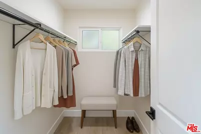 9425 Gierson Ave, Chatsworth, CA 91311 - Photo 25