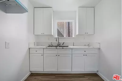 3713 W Imperial Hwy, Inglewood, CA 90303 - Photo 17