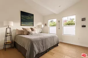 13521 Magnolia Blvd, Sherman Oaks, CA 91423 - Photo 15