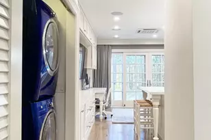 828 5th St, Santa Monica, CA 90403 - Photo 5