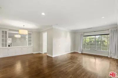 9601 Charleville Blvd #10, Beverly Hills, CA 90212 - Photo 13