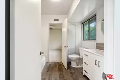 15901 High Knoll Rd, Encino, CA 91436 - Photo 25