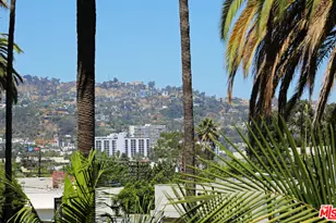 447 N Doheny Dr, Beverly Hills, CA 90210 - Photo 35