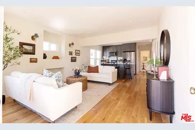 5200 S St Andrews Pl, Los Angeles, CA 90062 - Photo 7