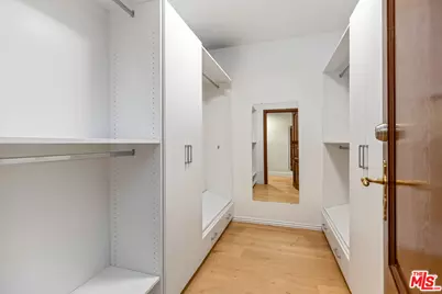 9249 Burton Way #302, Beverly Hills, CA 90210 - Photo 31