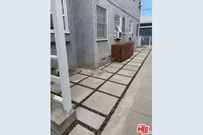 5909 Overhill Dr, Los Angeles, CA 90043 - Photo 45