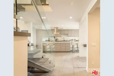 2661 Angelo Dr, Los Angeles, CA 90077 - Photo 15