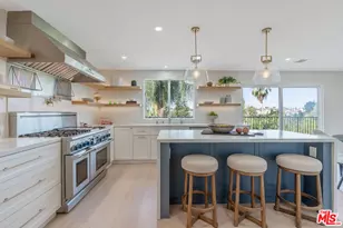 4825 Galendo St, Woodland Hills, CA 91364 - Photo 15