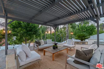 4825 Galendo St, Woodland Hills, CA 91364 - Photo 45