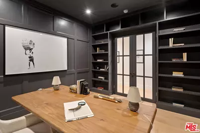 10444 Charing Cross Rd, Los Angeles, CA 90024 - Photo 27