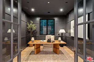 10444 Charing Cross Rd, Los Angeles, CA 90024 - Photo 25