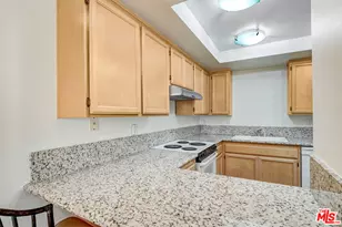 969 Hilgard Ave, Los Angeles, CA 90024 - Photo 9