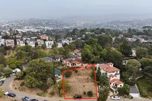 811 N Oneonta Dr, Los Angeles, CA 90065 - Photo 1
