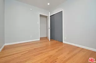 22025 De La Osa St, Woodland Hills, CA 91364 - Photo 35